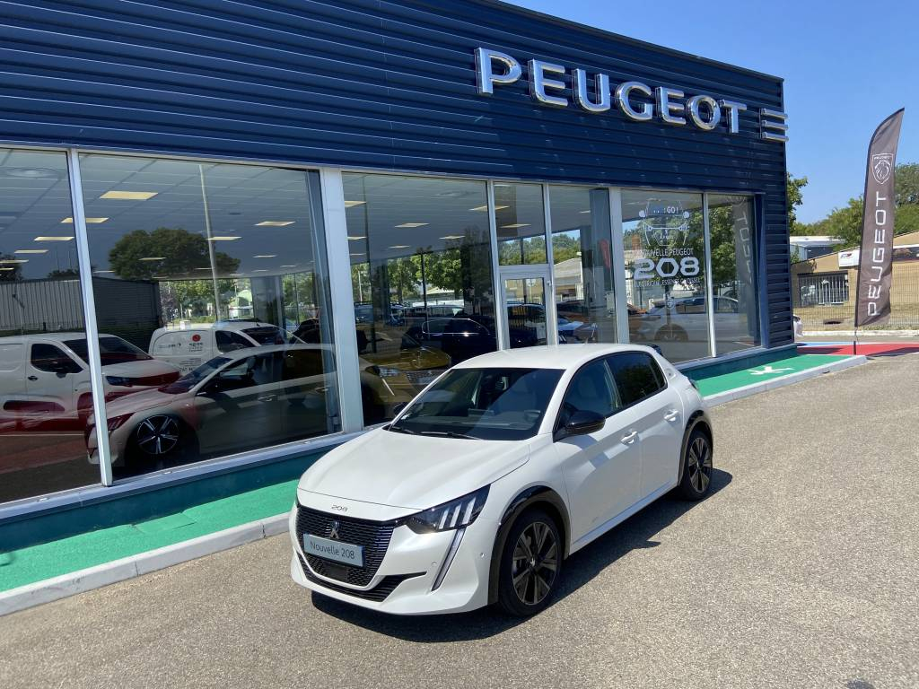 Peugeot 208 - II PureTech 130 S&amp;S EAT8 GT Pack